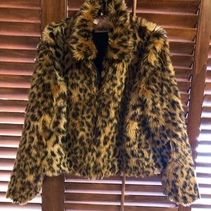 Very Fun Vintage TANLIN Faux Leopard Jacket